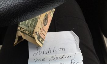 Disabled Veteran Receives Surprising Note After He Returns To His Car