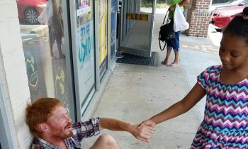 This Little Girl Saw A Man Crying On The Street. What She Did Next Restores Hope For Our Future