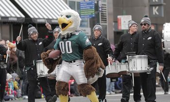 and#039;I Had To Make Sure She Was Here For Thisand#039;: Man Brings Wifeand#039;s Remains To Eagles Parade