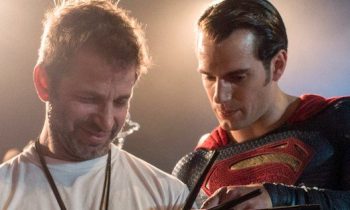 Justice League Fans Beg AT&T Customer Service for Snyder Cut Release