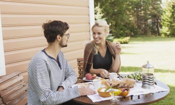 Study Suggests Eating Dinner Earlier Could Reduce The Risk Of Cancer