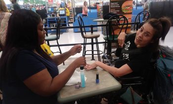 Walmart Cashier Does Womanand#039;s Nails After She Was Denied Service At The Salon